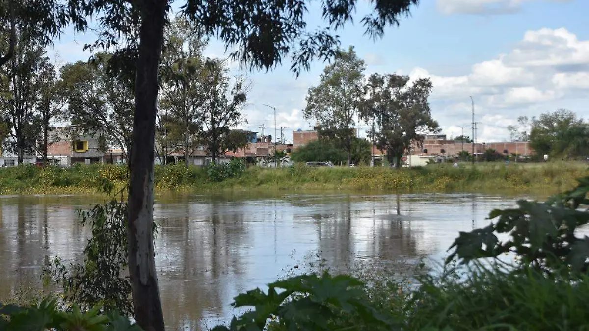 DESAZOLVE DE RIO LERMA ES NECESARIO PARA MEJORAR AMBIENTE 1